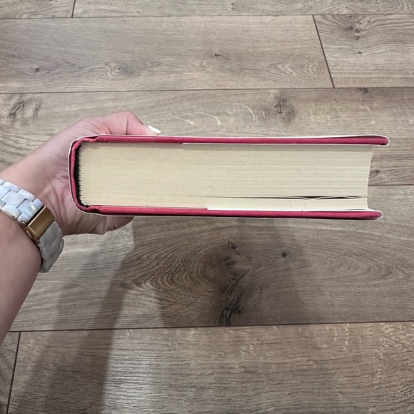 Girl in Pieces Hardcover Book - Picture 5 of 8